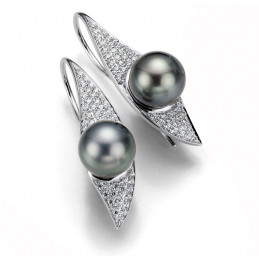 Boucles d'oreilles or blanc 18 carats, perles de Tahiti et diamant 0,64 carat