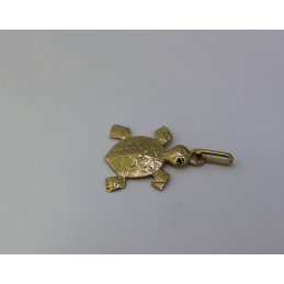 Pendentif or jaune 18 carats "tortue" 15 x 15 mm