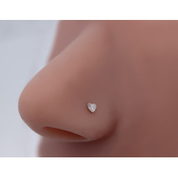 Piercing nez or jaune 18 carats "coeur"