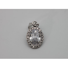 Pendentif or blanc 18 carats et zirconiums