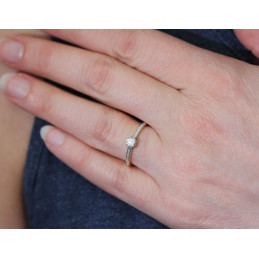 Solitaire or 18 carats et diamant 0,27 carat