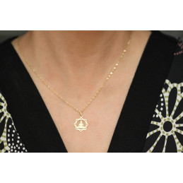 Pendentif "silhouette de bouddha" or 18 carats