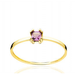 Bague or jaune 18 carats et améthyste 4 x 3 mm