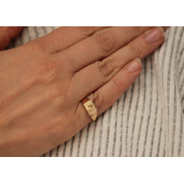 Chevaliere or 9 ou 18 carats personnalisable 6 x 6 mm