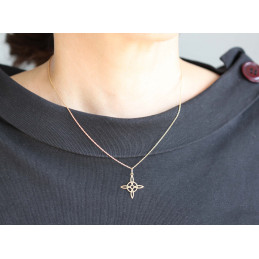 Pendentif or 18 carats "nœud de sorcière"