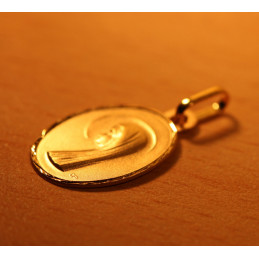 Medaille vierge or jaune ovale2