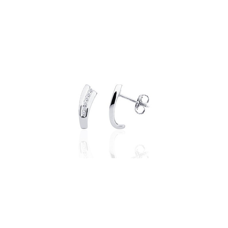 Boucles d'oreilles blanc 18 carats et diamants 0,10 carat