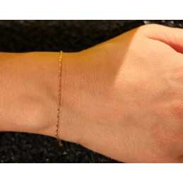 Gourmette femme en or 18 carats maille "Singapour"