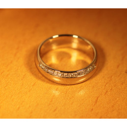 Bague Alliance or blanc et diamants 0,094 carat Breuning "Annukka" pour femme