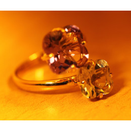 Bague or jaune 18 carats, amethyste et quartz rose